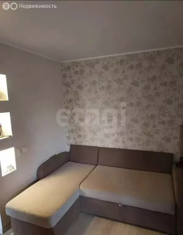 2-комнатная квартира: Барнаул, улица Антона Петрова, 180 (45.7 м) - Фото 1