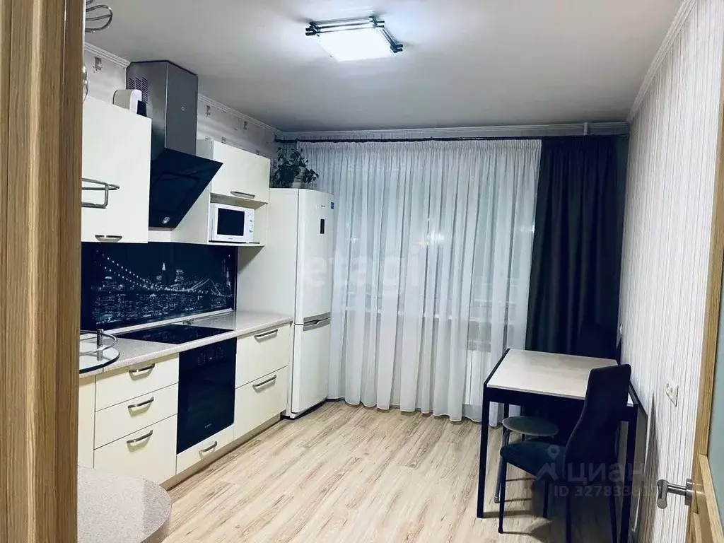 2-к кв. Тюменская область, Тюмень ул. Мельникайте, 122 (60.2 м) - Фото 2