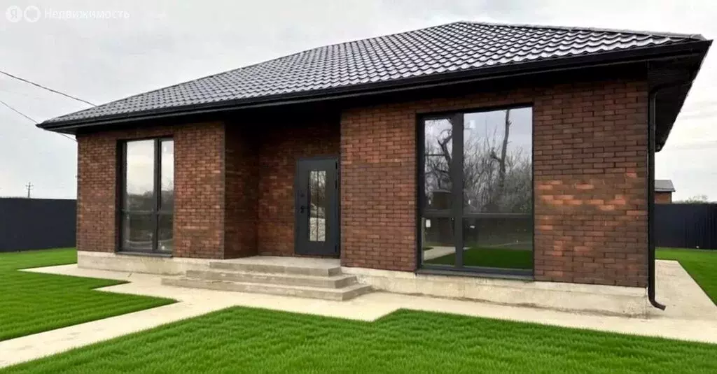 Дом в аул Старобжегокай, аллея Славы, 2/1 (115 м) - Фото 1