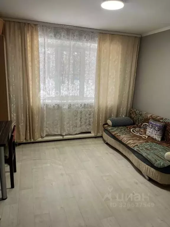 Комната Чувашия, Чебоксары Социалистическая ул., 2Б (15.0 м) - Фото 1