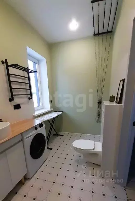 Дом в Брянская область, Брянский район, Отрадненское с/пос, с. ... - Фото 1