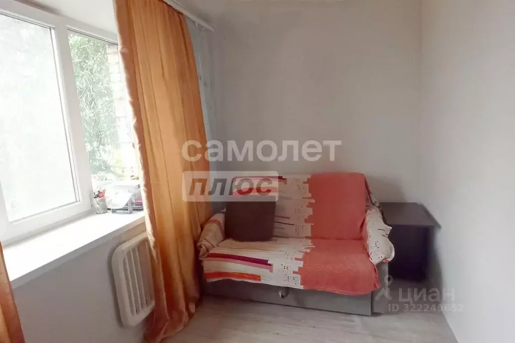 Комната Омская область, Омск просп. Космический, 14Б (12.4 м) - Фото 2