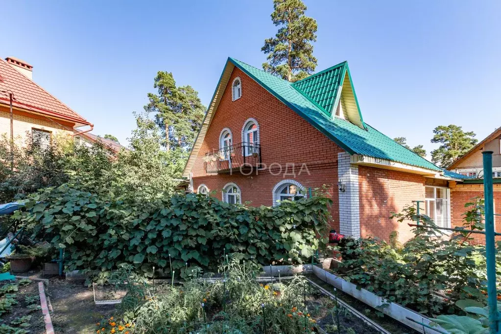 Дом в Алтайский край, Барнаул Спартаковский проезд, 47 (165 м) - Фото 1