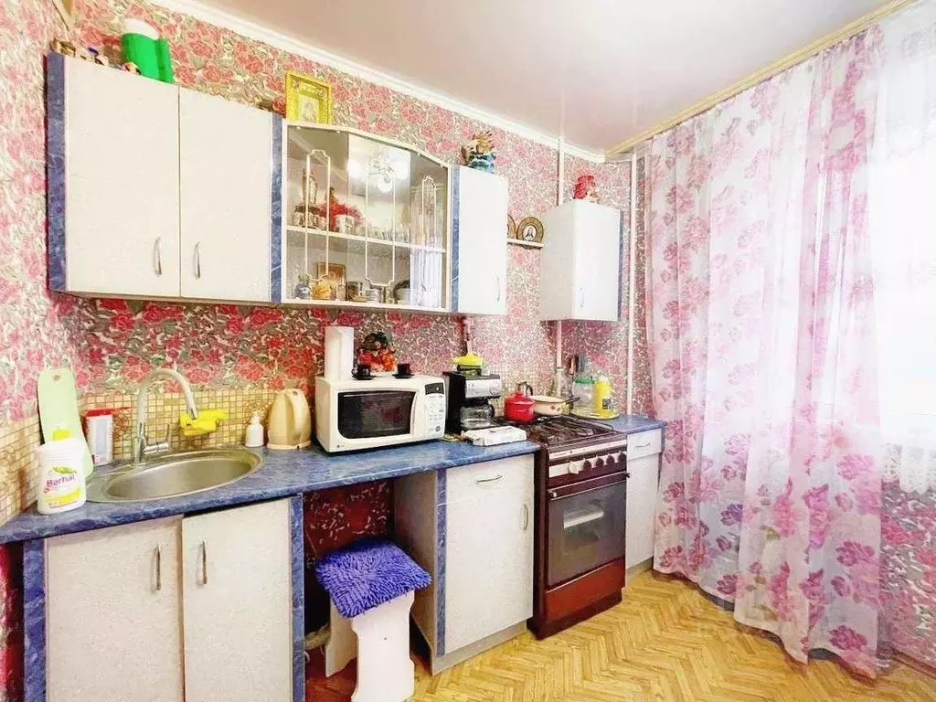 3-к кв. Белгородская область, Белгород Вокзальная ул., 28 (70.8 м) - Фото 1