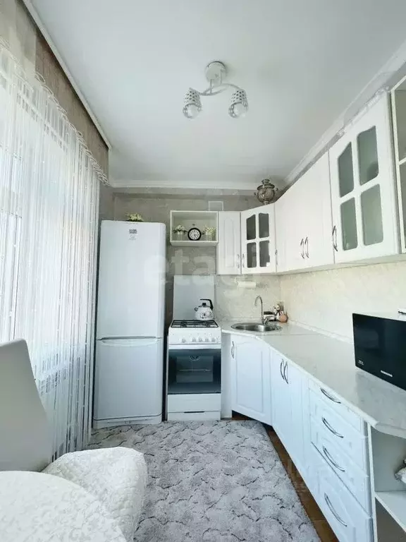 4-к кв. Белгородская область, Белгород ул. Князя Трубецкого, 2 (58.1 ... - Фото 1