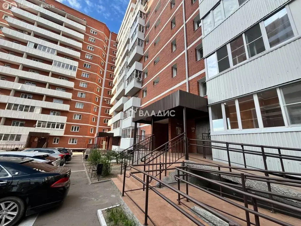 3-комнатная квартира: Улан-Удэ, 47-й квартал, Конечная улица, 10к2 ... - Фото 0