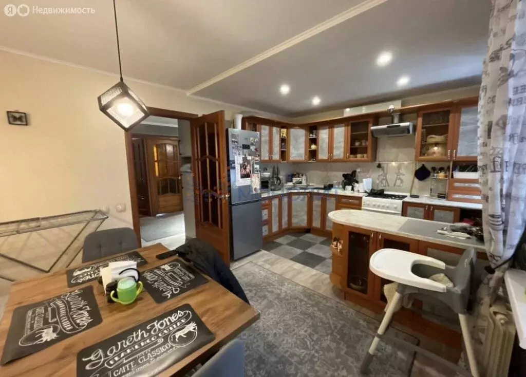 2-комнатная квартира: Дзержинск, улица Будённого, 2 (59 м) - Фото 2