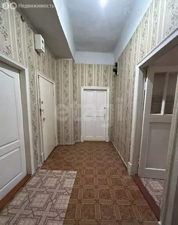 1к в 3-комнатной квартире (18 м) - Фото 1