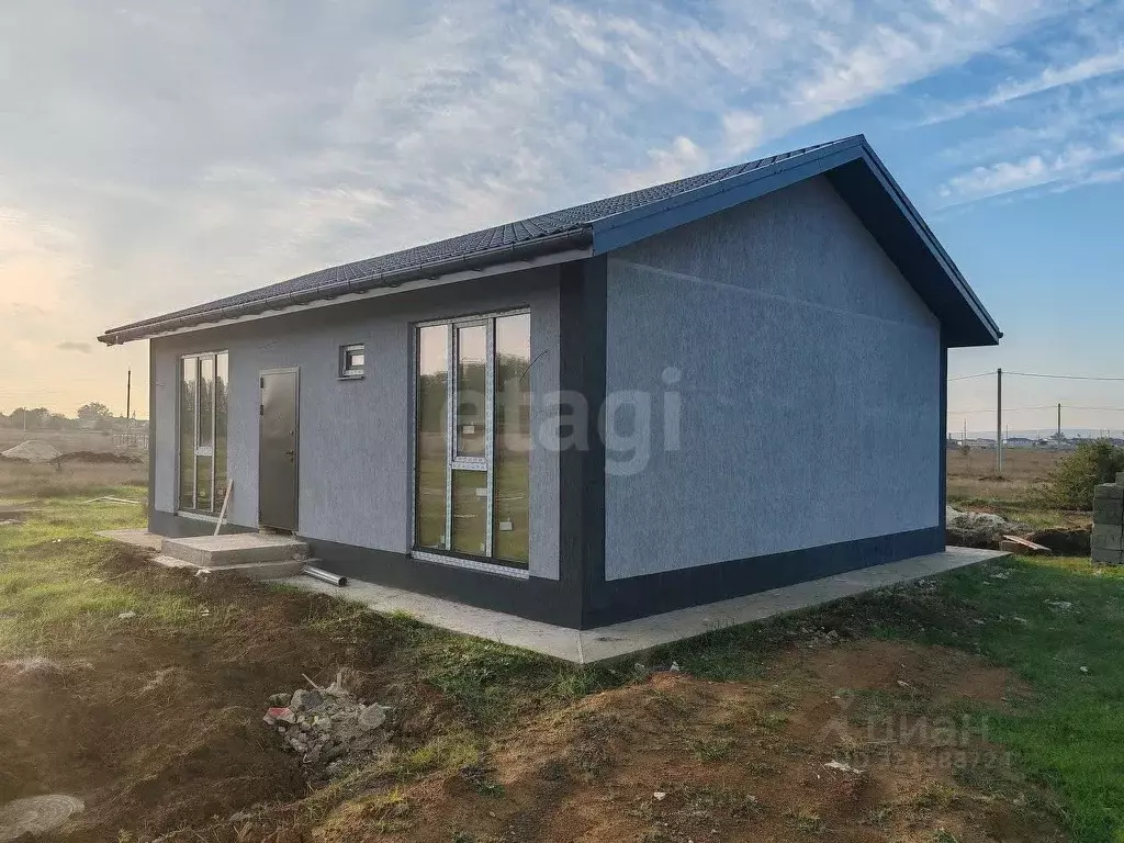 Дом в Краснодарский край, Темрюкский район, пос. Сенной Охотничий пер. ... - Фото 2