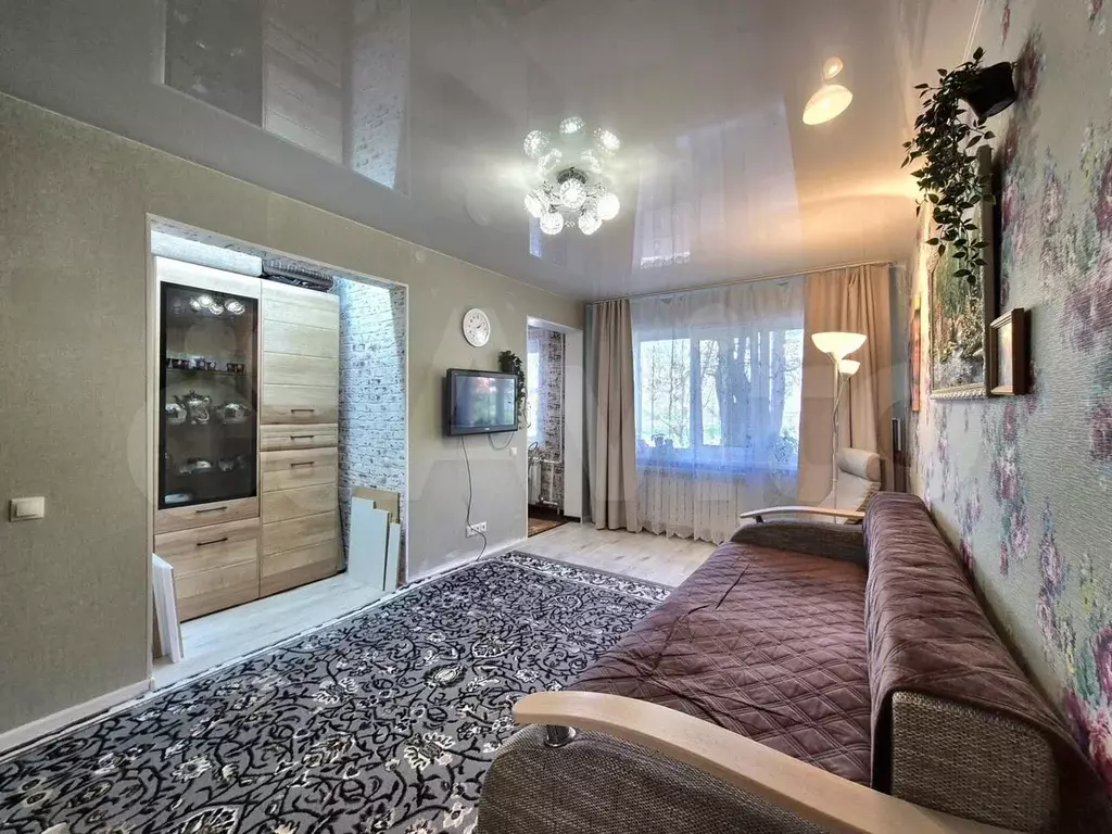 1-к. квартира, 30,4 м, 1/5 эт. - Фото 0