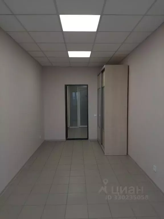Офис в Свердловская область, Екатеринбург ул. Коминтерна, 16 (17 м) - Фото 2