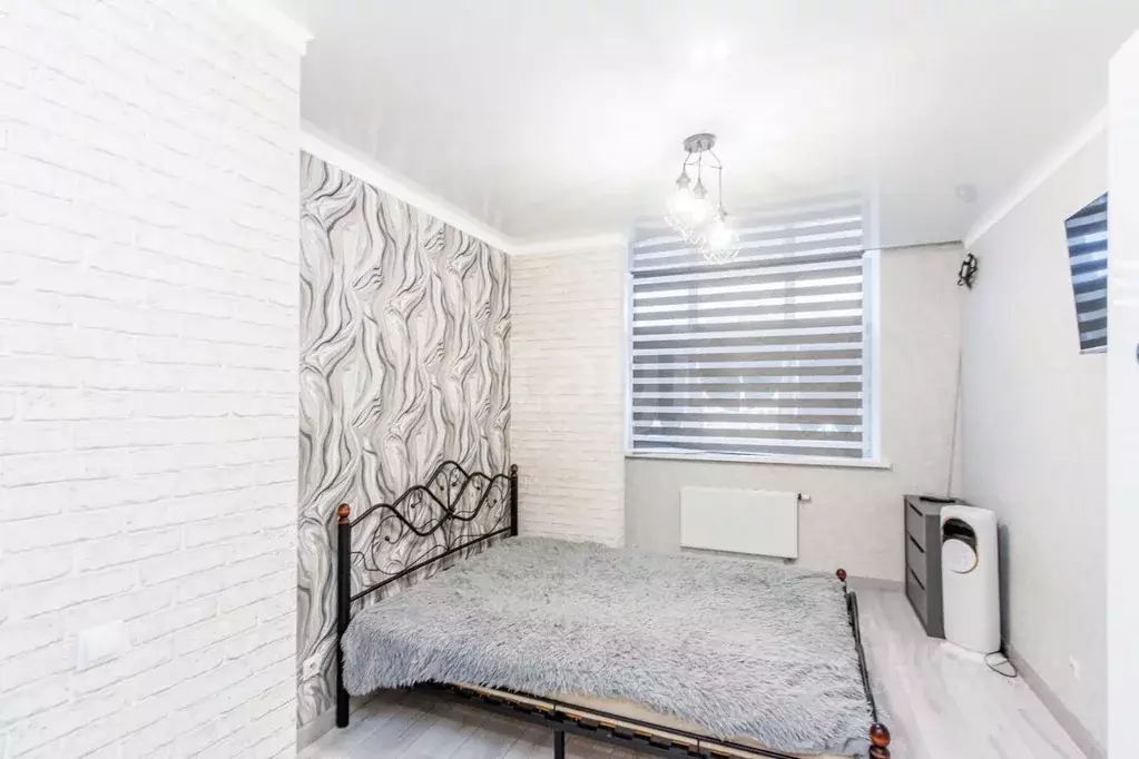 Студия Тюменская область, Тюмень ул. Первооткрывателей, 14 (25.0 м) - Фото 1