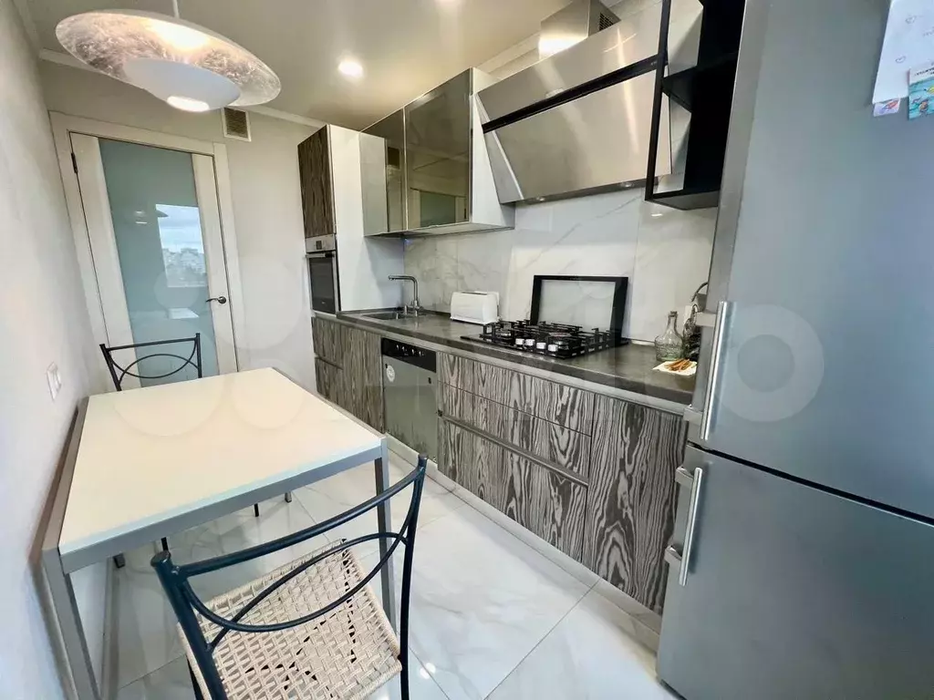 3-к. квартира, 73 м, 9/9 эт. - Фото 0