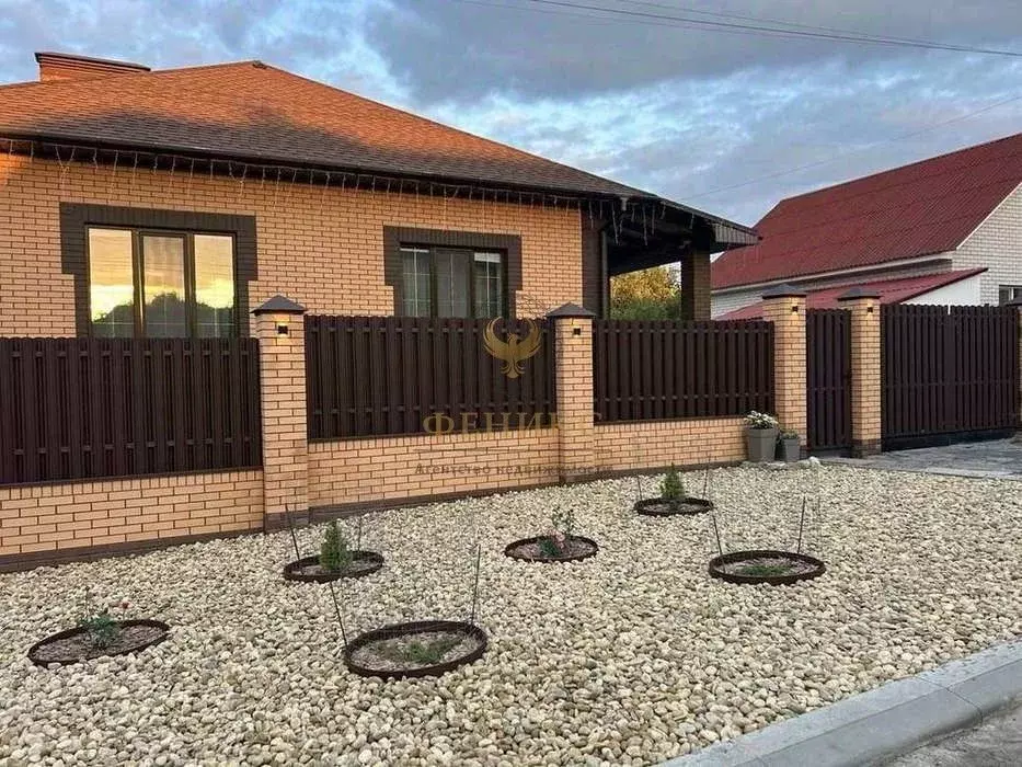 Дом в Белгородская область, Белгородский район, Дубовское с/пос, с. ... - Фото 1