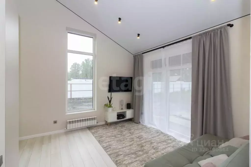 Дом в Тюменская область, Тюменский район, с. Перевалово ул. Вишневая ... - Фото 1