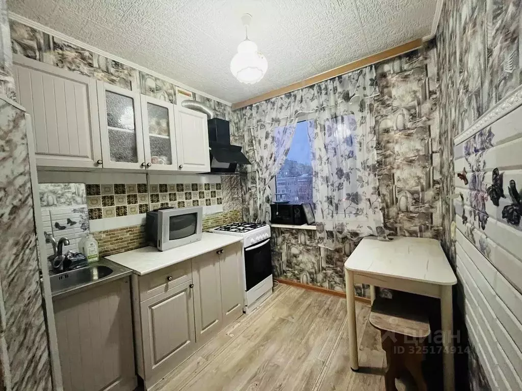 2-к кв. Коми, Сыктывкар просп. Бумажников, 51 (47.5 м) - Фото 1