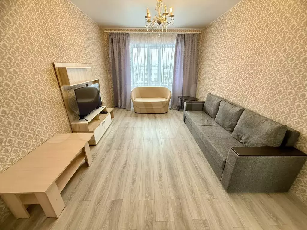 1-к. квартира, 45 м, 7/12 эт. - Фото 0