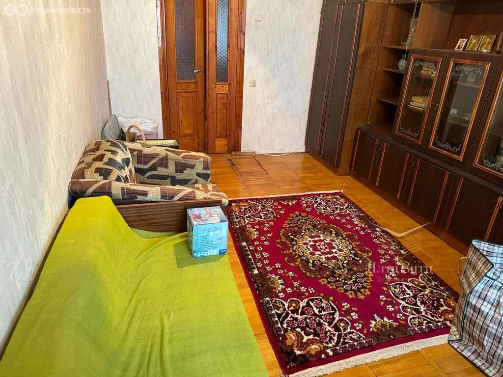 3-комнатная квартира: Ялта, улица Горького, 6 (62 м) - Фото 0