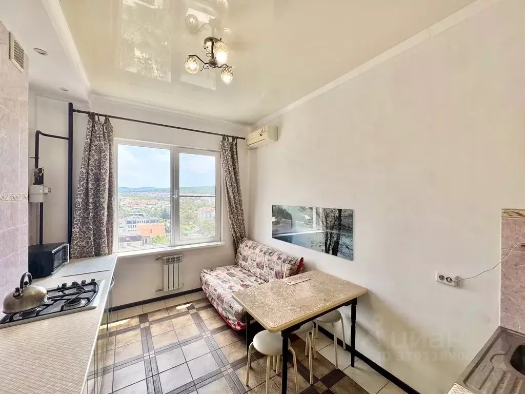 1-к кв. Краснодарский край, Геленджик Киевская ул., 48 (46.0 м) - Фото 0