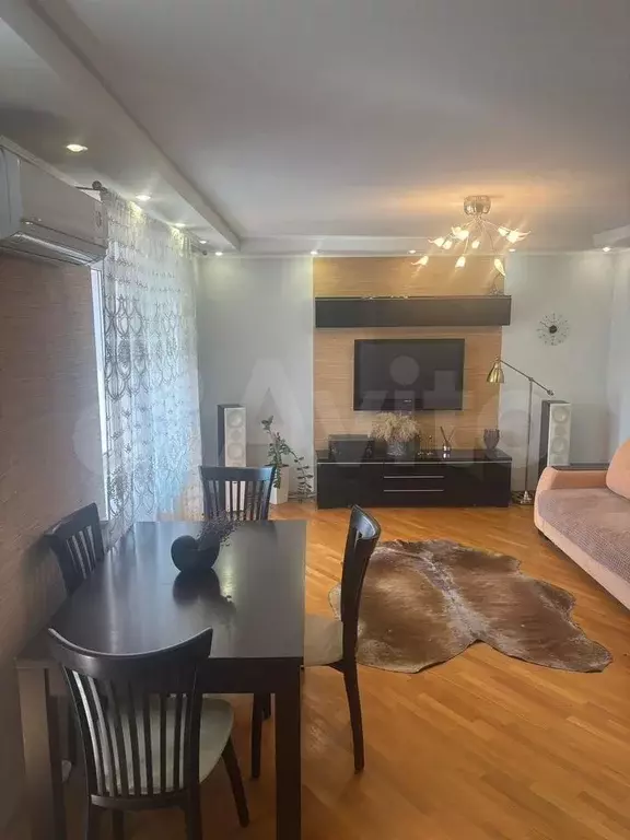 3-к. квартира, 60 м, 3/5 эт. - Фото 1