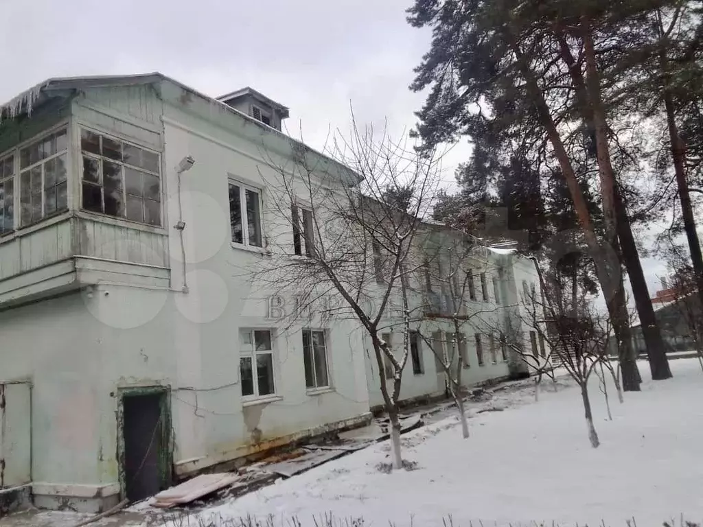 Продам помещение свободного назначения, 698 м - Фото 1