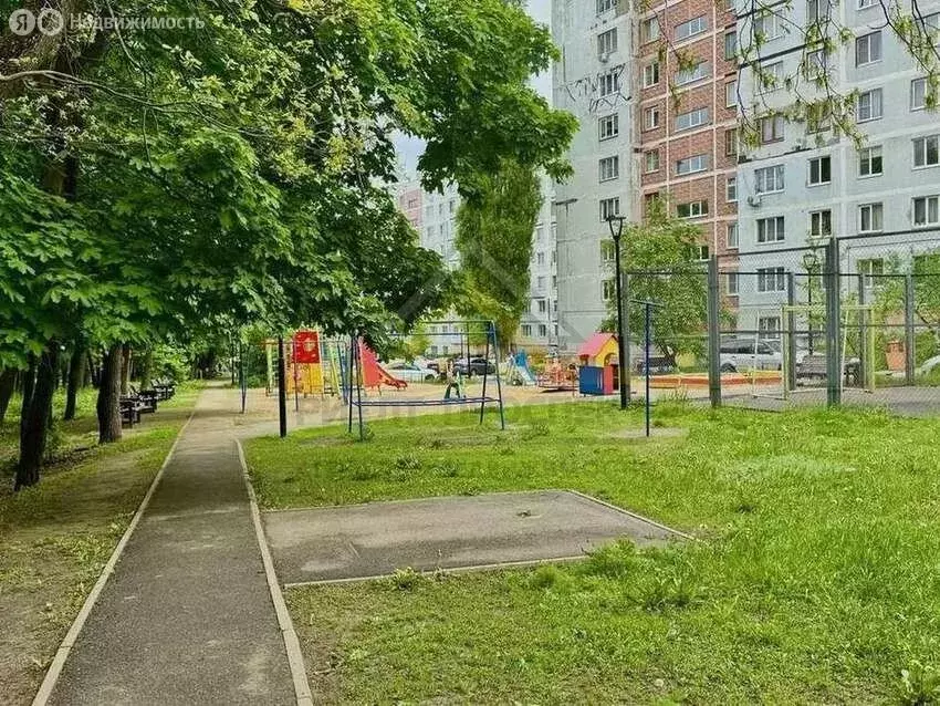 2-комнатная квартира: Старый Оскол, микрорайон Студенческий, 19 (51 м) - Фото 1