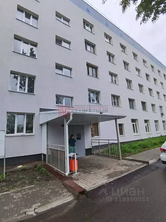 Комната Белгородская область, Старый Оскол ул. Калинина, 1/4 (16.0 м) - Фото 0