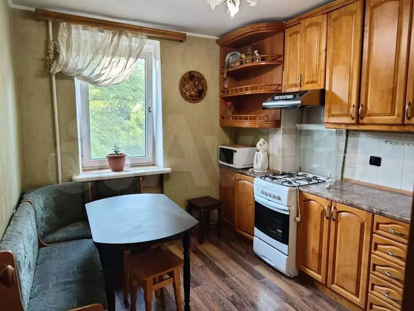 2-к. квартира, 52 м, 4/9 эт. - Фото 0