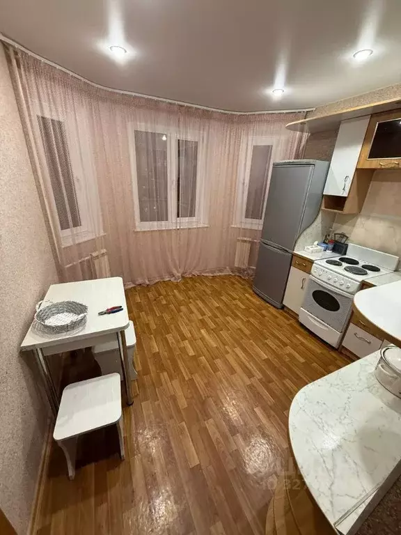 2-к кв. Курская область, Курск просп. Вячеслава Клыкова, 10 (57.0 м) - Фото 2