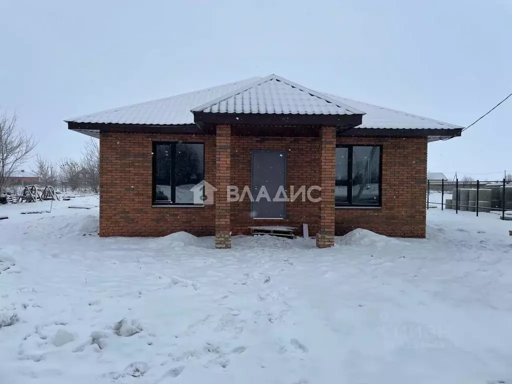 Дом в Пензенская область, Бессоновский район, с. Грабово Шоссейная ... - Фото 0