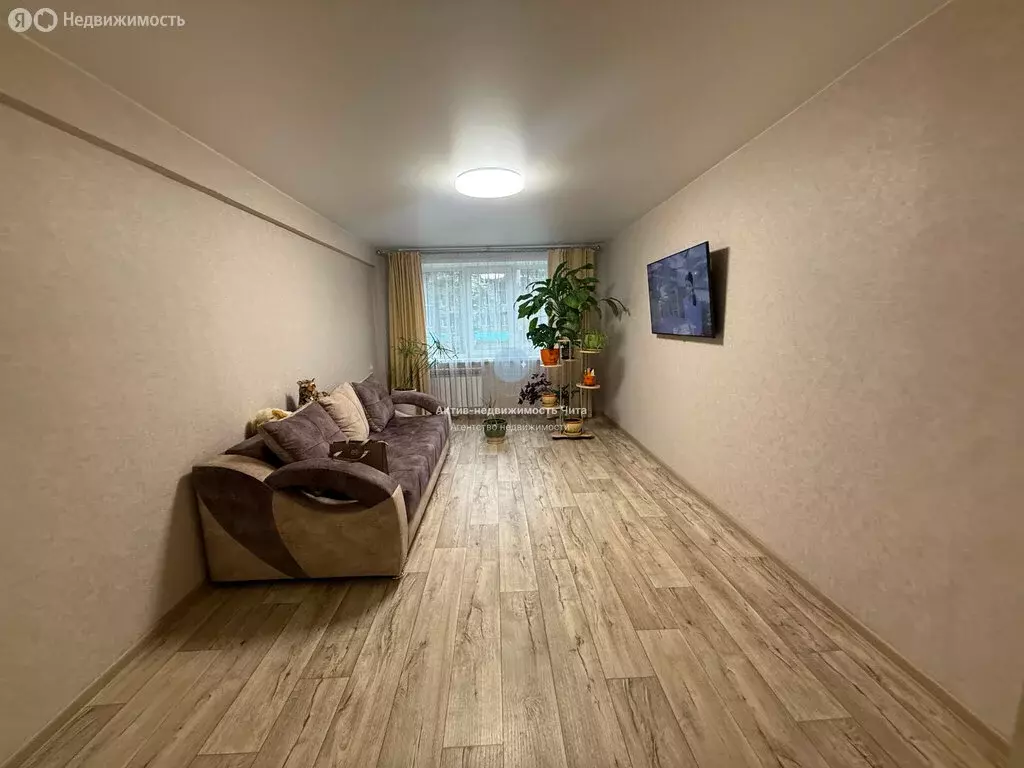 3-комнатная квартира: Атамановка, улица Гагарина, 16 (70 м) - Фото 0