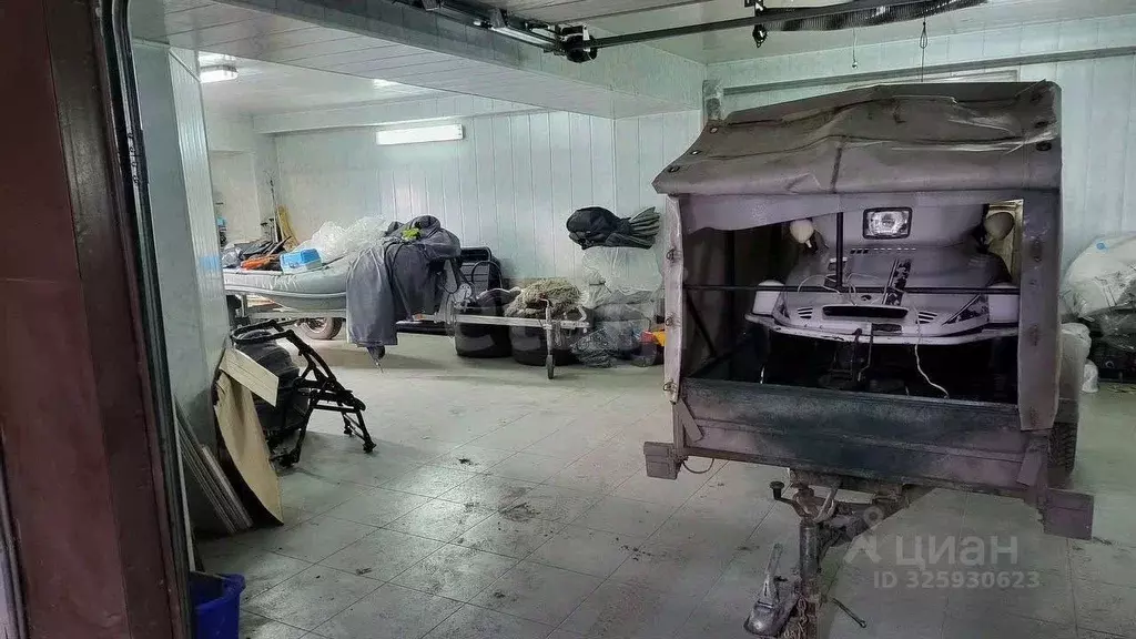 Гараж в Тюменская область, Тюмень ул. 50 лет ВЛКСМ, 57 (79 м) - Фото 1