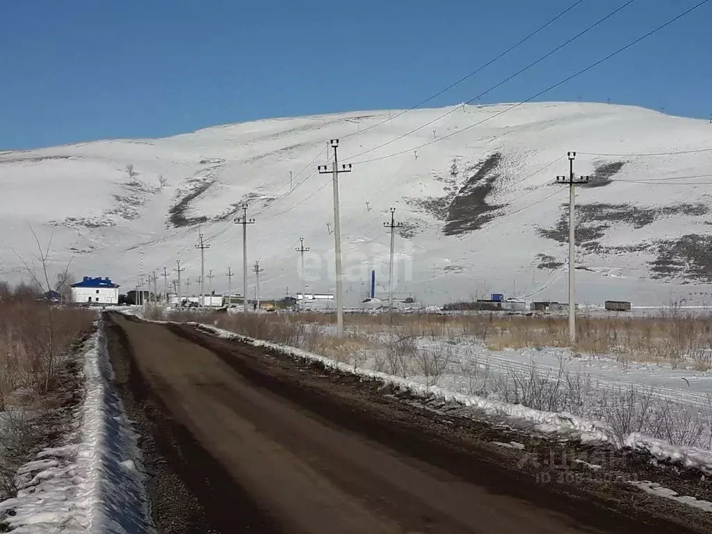 Участок в Оренбургская область, Кувандыкский городской округ, д. ... - Фото 0