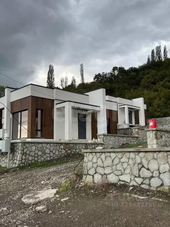 Дом в Крым, Алушта муниципальный округ, с. Изобильное пер. Кузнечный ... - Фото 1