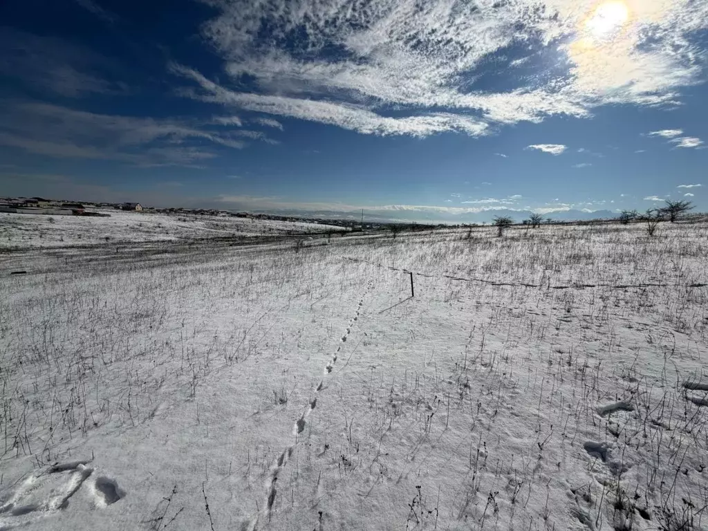 Участок в Ингушетия, Назрань ул. Кедровая (6.0 сот.) - Фото 1