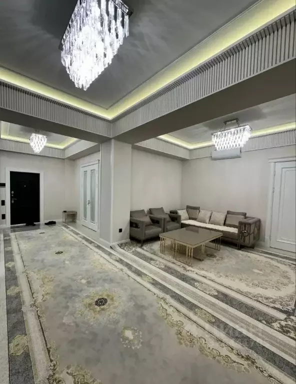 4-к кв. Свердловская область, Екатеринбург ул. Хохрякова, 48 (180.3 м) - Фото 2