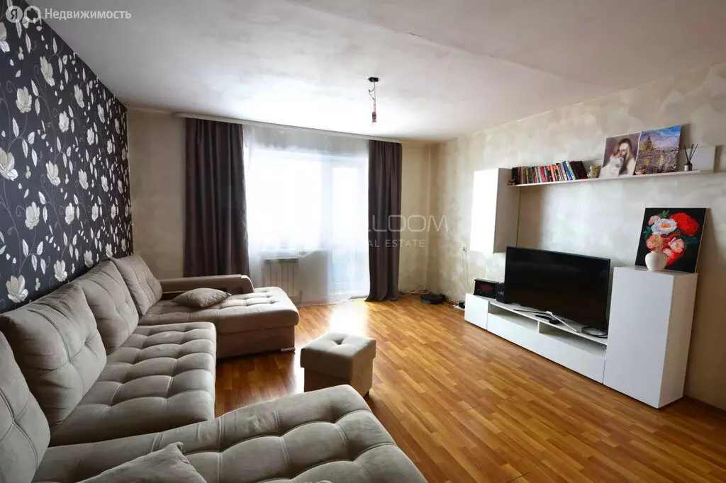 2-комнатная квартира: Нижний Тагил, Безымянный переулок, 9 (64.4 м) - Фото 1