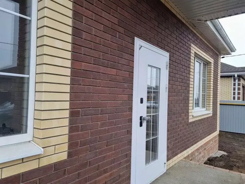 Дом в Ростовская область, Неклиновский район, с. Новобессергеневка ул. ... - Фото 2