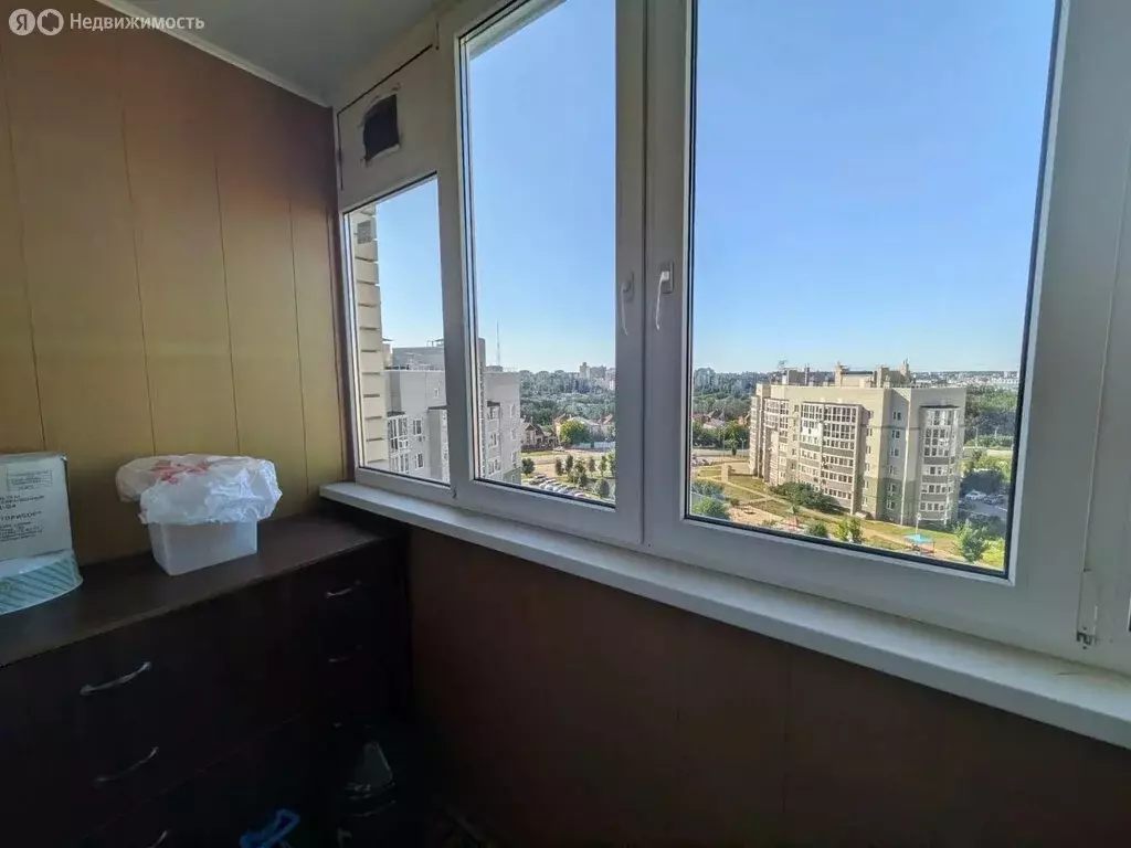 3-комнатная квартира: Белгород, улица Газовиков, 11 (83.9 м) - Фото 2