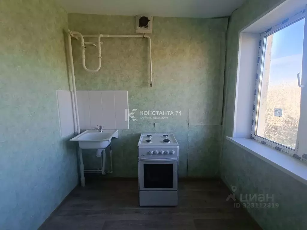 3-к кв. Челябинская область, Челябинск ул. 60-летия Октября, 14 (56.7 ... - Фото 2