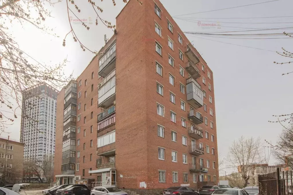 Комната Свердловская область, Екатеринбург ул. Мельникова, 3 (23.0 м) - Фото 0