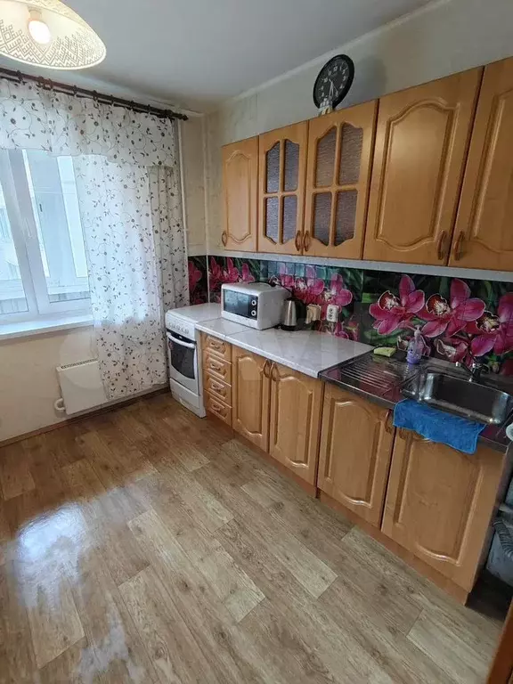 1-к. квартира, 35 м, 4/10 эт. - Фото 0