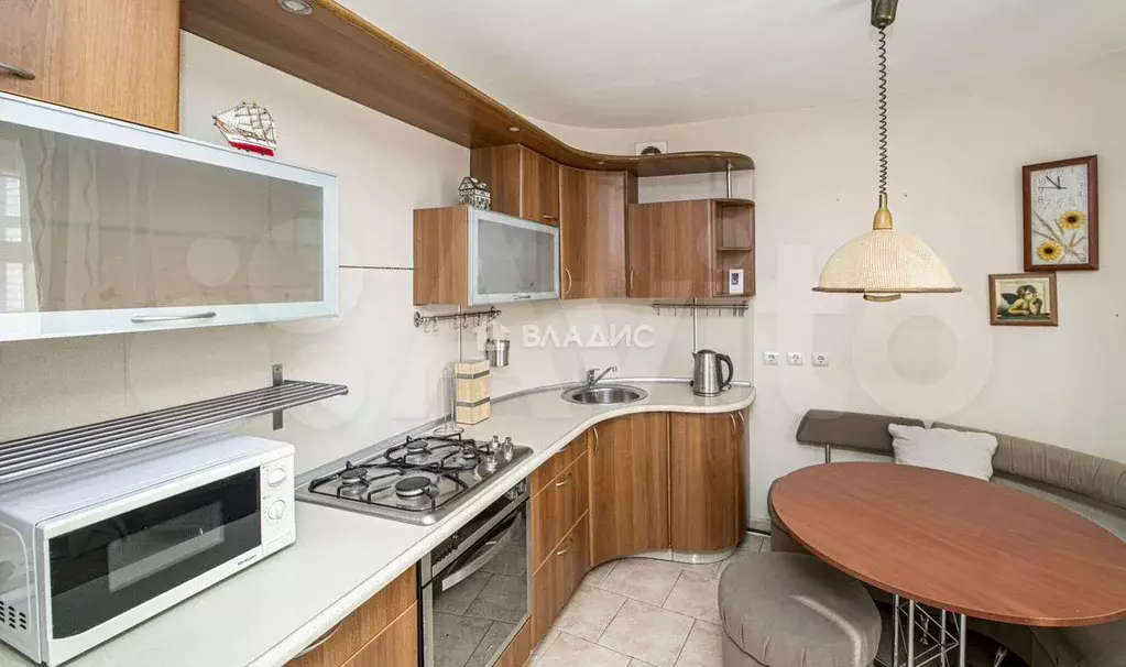 3-к. квартира, 90 м, 8/10 эт. - Фото 0