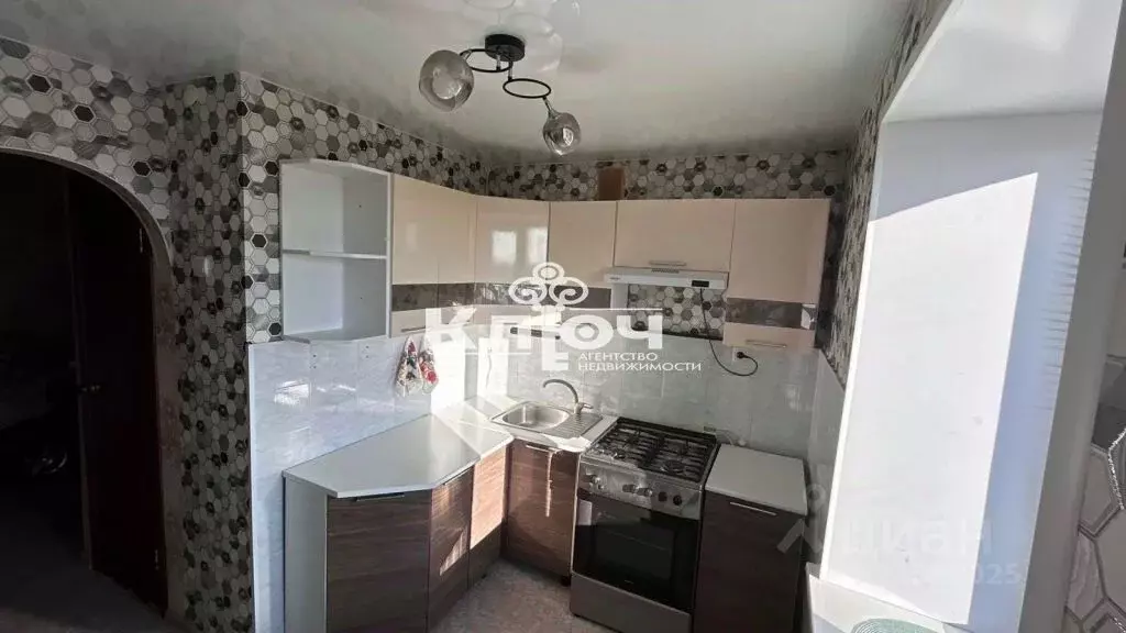 3-к кв. Башкортостан, Ишимбай Советская ул., 33 (57.7 м) - Фото 1