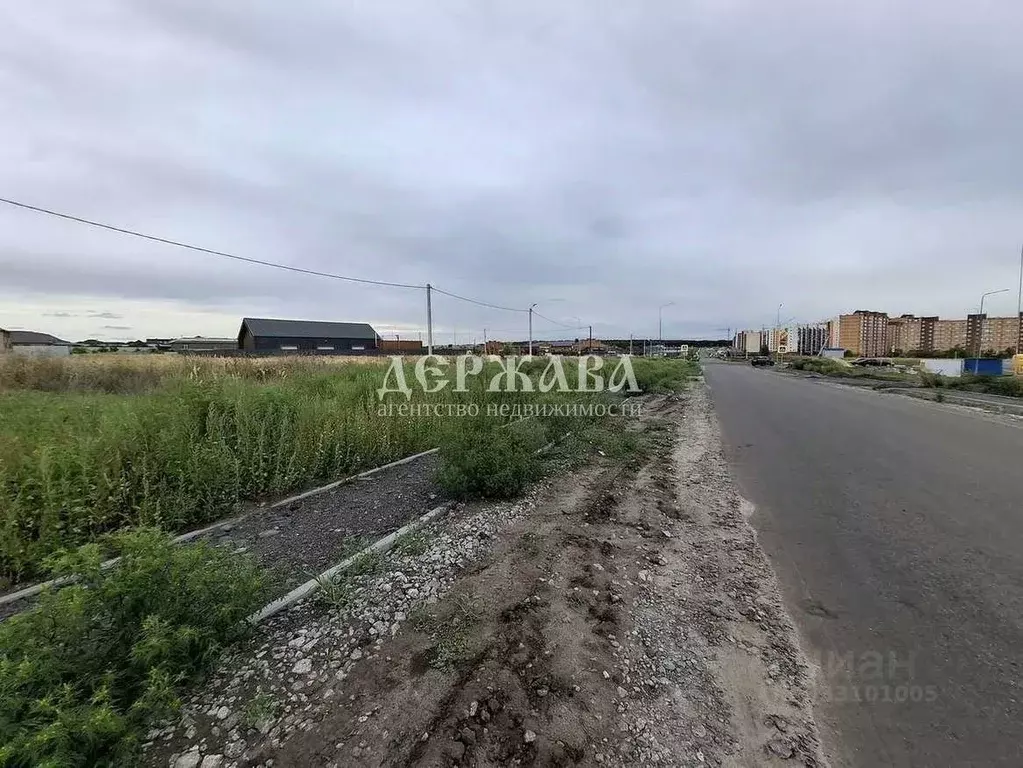 Участок в Белгородская область, Старый Оскол ул. Фестивальная (15.0 ... - Фото 1