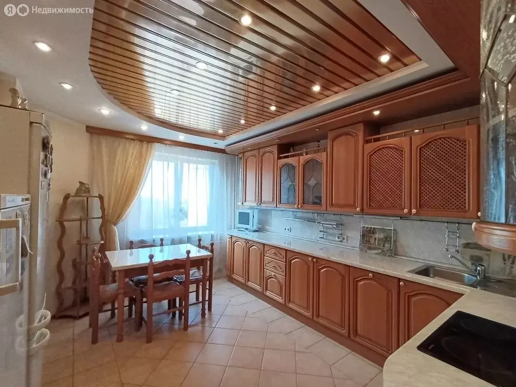 3-комнатная квартира: Химки, улица Панфилова, 2 (106 м) - Фото 1