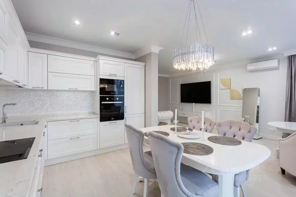 3-к кв. Башкортостан, Уфа ул. Октябрьской Революции, 23А (92.8 м) - Фото 1