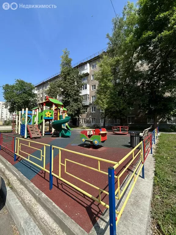 3-комнатная квартира: Уфа, Революционная улица, 167А (82 м) - Фото 1