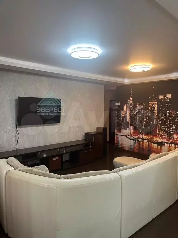 4-к. квартира, 116 м, 2/5 эт. - Фото 1