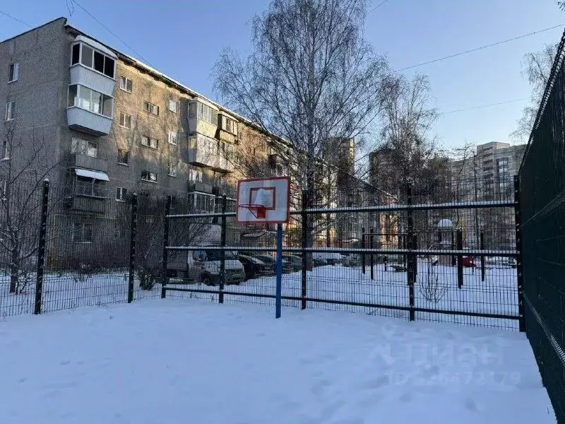 2-к кв. Свердловская область, Екатеринбург ул. Машинная, 42к2 (43.9 м) - Фото 2